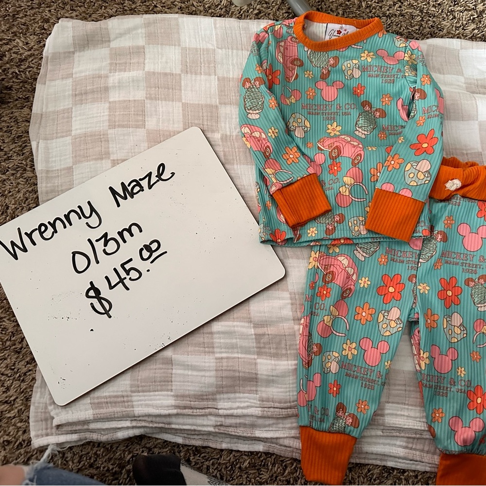 Pajamas Wrenny Maze